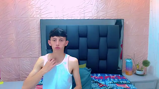 thaigo twink38 online show from 10-21-25, 05:18