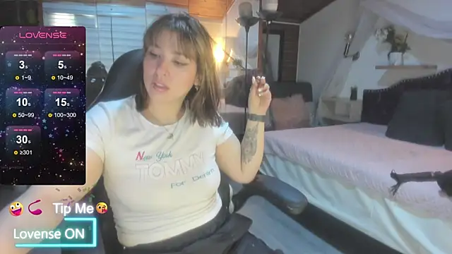 sophialyh 1 online show from 05-16-26, 12:59