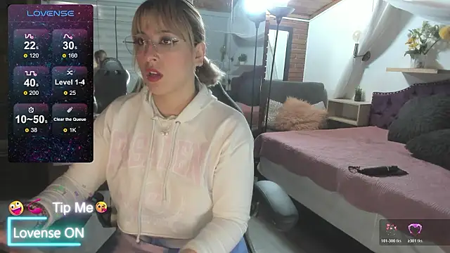 sophialyh 1 online show from 03-24-26, 01:00