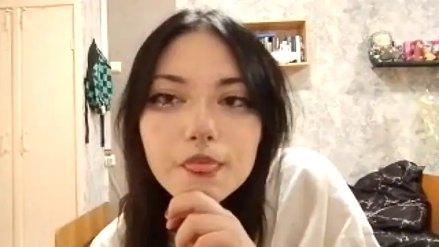 Beeping Creature online show from 11-01-25, 04:12