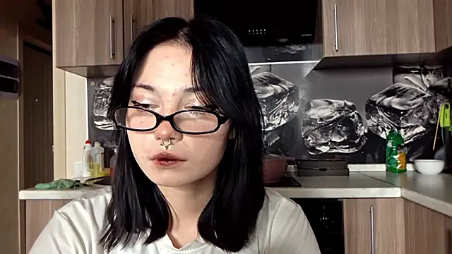 Snapshot of Beeping_Creature chatting on 02-24-26, 11:44 Beeping Creature online show from 02-24-26, 11:44