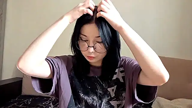 Beeping Creature online show from 04-05-26, 08:43