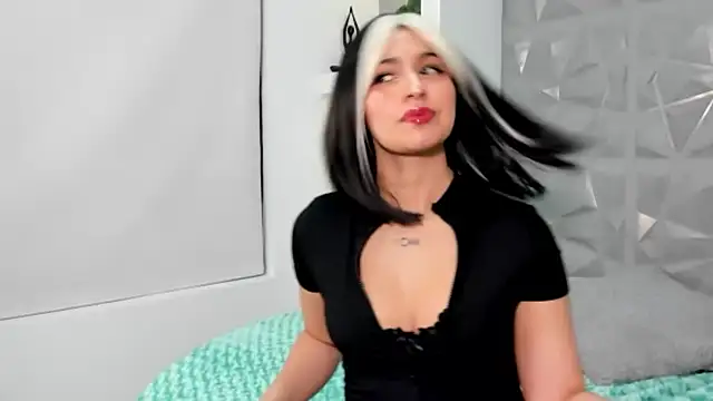 Maya Rivers online show from 10-24-25, 05:28