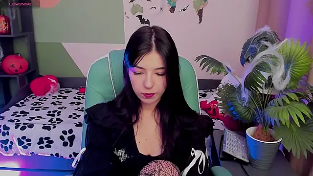 Azaliya Haze online show from 10-22-25, 05:18