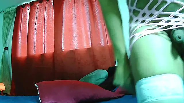 MissAsly online show from 11-01-25, 02:33