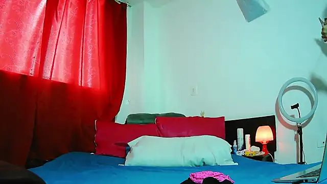 MissAsly online show from 11-20-25, 01:23