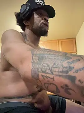 thefreakscomeoutatnight online show from 04-24-26, 08:05