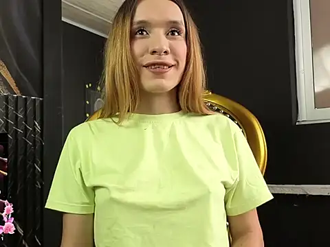 GabyDevil1 online show from 10-14-25, 01:45