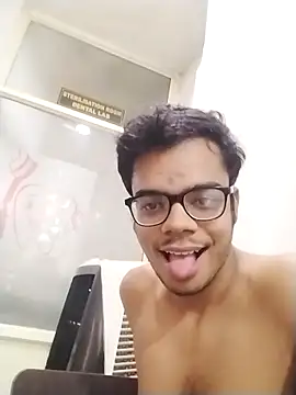 sexybobby13 online show from 02-12-26, 08:25