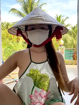 Snapshot of JasszMin chatting on 10-15-25, 08:33 JasszMin online show from 10-15-25, 08:33