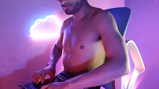 highinhtxx online show from 04-12-26, 04:10