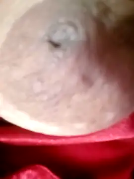 Snapshot of Hotmommax chatting on 02-04-26, 11:49 Hotmommax online show from 02-04-26, 11:49