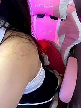 Gina999 online show from 10-30-25, 04:11