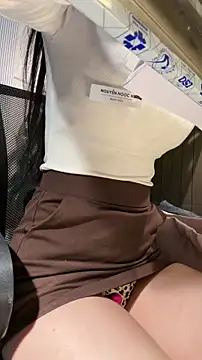 Gina999 online show from 04-20-26, 02:14