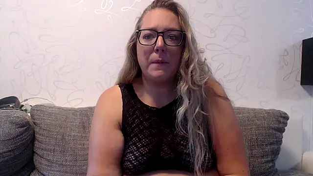 KittyClit online show from 10-02-25, 06:06