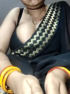 Hot  bhabhi 99 online show from 04-18-26, 03:42