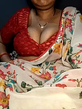 Snapshot of Hot__bhabhi_99 chatting on 05-07-26, 04:17 Hot bhabhi 99 online show from 05-07-26, 04:17