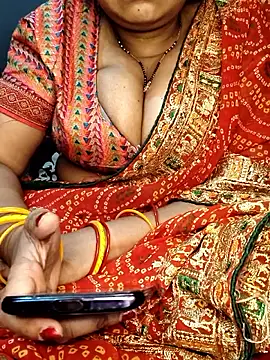 Snapshot of Hot__bhabhi_99 chatting on 04-23-26, 02:51 Hot bhabhi 99 online show from 04-23-26, 02:51