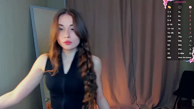 MinaRuzzo online show from 10-17-25, 05:22