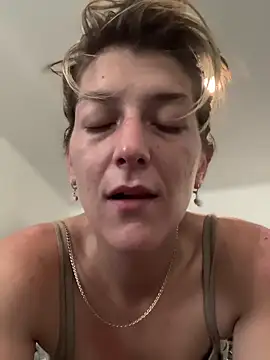 Snapshot of silentasachurchmouse chatting on 10-01-25, 12:16 silentasachurchmouse online show from 10-01-25, 12:16