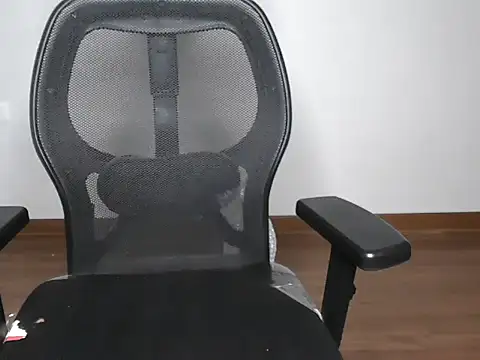 Snapshot of mooonlightbaby chatting on 02-27-26, 04:18 mooonlightbaby online show from 02-27-26, 04:18