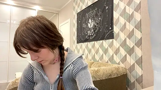 RebelKitsune online show from 10-22-25, 05:18