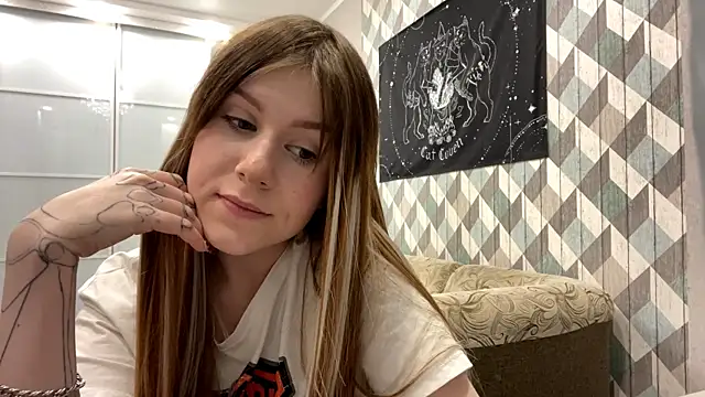 RebelKitsune online show from 10-30-25, 03:53