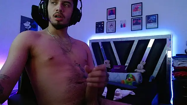 Sebasxxl12 online show from 12-15-25, 10:32