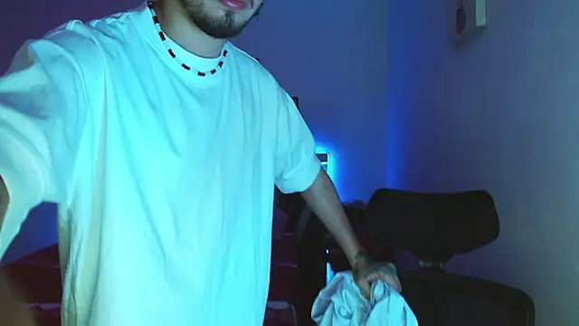 Sebasxxl12 online show from 03-27-26, 01:36