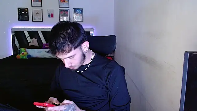 Sebasxxl12 online show from 02-11-26, 05:46