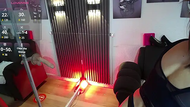 Snapshot of chloe__Jones_ chatting on 02-02-26, 12:59 chloe Jones online show from 02-02-26, 12:59