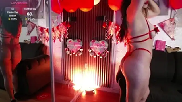 Snapshot of chloe__Jones_ chatting on 02-14-26, 01:00 chloe Jones online show from 02-14-26, 01:00