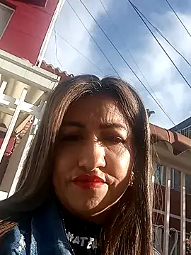 Snapshot of chloe__Jones_ chatting on 11-11-25, 12:11 chloe Jones online show from 11-11-25, 12:11