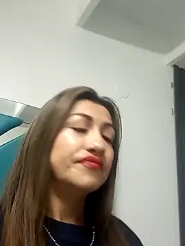 Snapshot of chloe__Jones_ chatting on 11-15-25, 12:42 chloe Jones online show from 11-15-25, 12:42