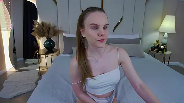 Lili Lohan online show from 01-31-26, 07:12