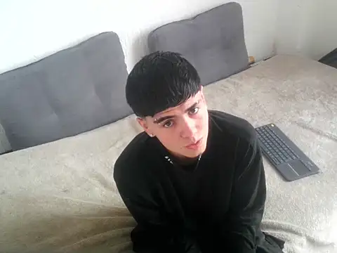 Anthony riverss online show from 11-21-25, 05:12