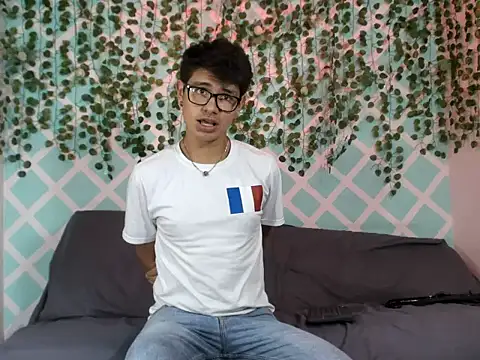 nexusboyhot online show from 10-11-25, 08:54