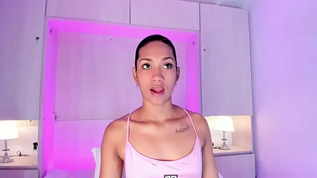 AnahiCollins online show from 06-16-26, 11:43