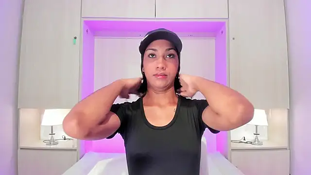 AnahiCollins online show from 06-17-26, 11:31