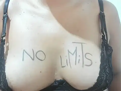 Valentinahot7 online show from 01-16-26, 04:44