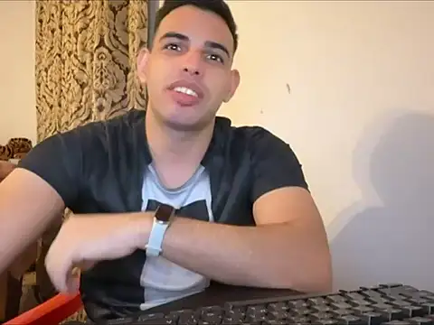 Snapshot of _Djonson_ chatting on 10-01-25, 06:23  Djonson  online show from 10-01-25, 06:23