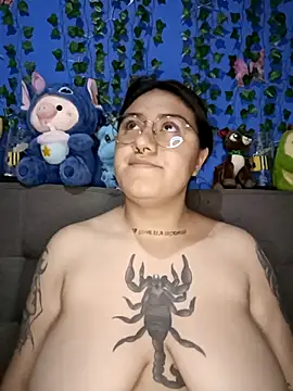 Maily Gabby online show from 09-28-25, 08:27