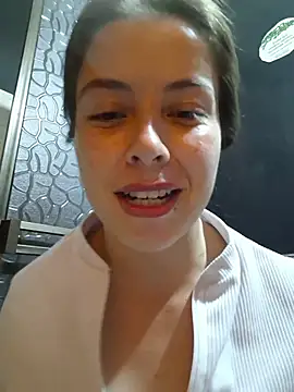EmmaValencia  online show from 06-25-26, 09:53