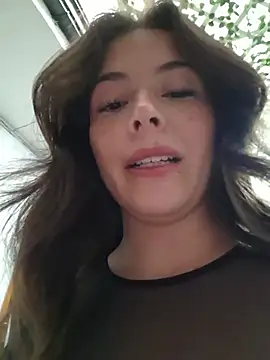 Snapshot of EmmaValencia_ chatting on 05-21-26, 09:12 EmmaValencia online show from 05-21-26, 09:12