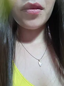 Snapshot of EmmaValencia_ chatting on 05-08-26, 09:07 EmmaValencia online show from 05-08-26, 09:07