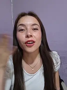 EmmaValencia  online show from 03-18-26, 10:10