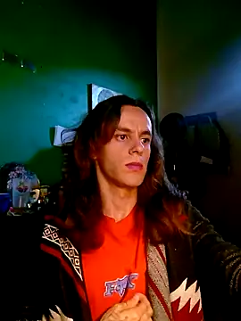 Snapshot of monroedelrey chatting on 02-22-26, 11:56 monroedelrey online show from 02-22-26, 11:56