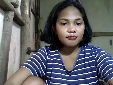 Snapshot of sweetlexypinay19 chatting on 06-26-26, 11:43 sweetlexypinay19 online show from 06-26-26, 11:43