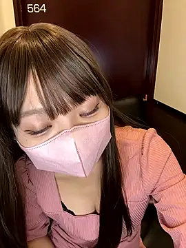 Snapshot of Riria_xx chatting on 11-25-25, 02:12 Riria xx online show from 11-25-25, 02:12