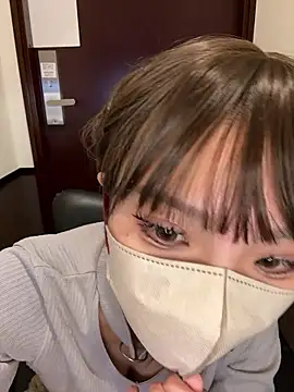 Snapshot of Riria_xx chatting on 02-14-26, 05:29 Riria xx online show from 02-14-26, 05:29